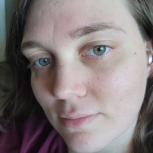 Meet your Posher, Genevieve